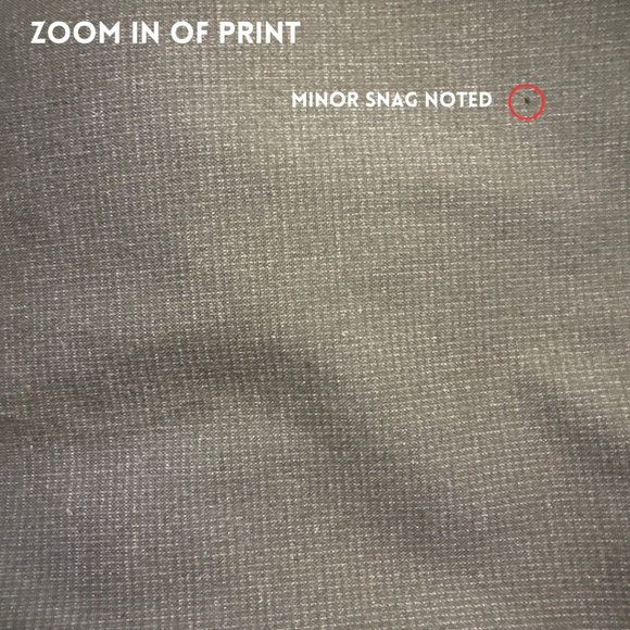 Ann Taylor The Petite Seamed Pencil Skirt - Size 4P - Black w Pattern - Picture 3 of 4